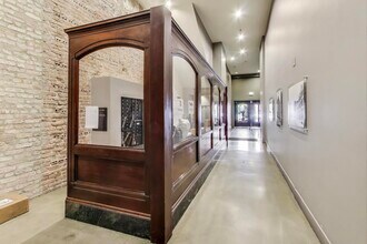 2303 S Michigan Ave in Chicago, IL - Building Photo - Building Photo