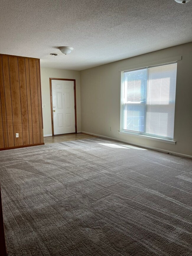 417 1/2 N Lucas St in West Columbia, SC - Building Photo - Building Photo