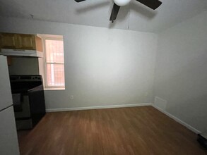 3322 N 17th St, Unit 1 in Philadelphia, PA - Building Photo - Building Photo