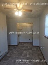 1466 Greenbrier Ave SE in Roanoke, VA - Building Photo - Building Photo