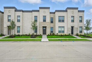 2073 Luna Dr in Waxahachie, TX - Building Photo