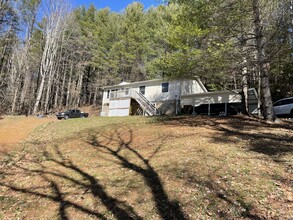 224 Laurel Gap Ridge in Boone, NC - Building Photo - Building Photo