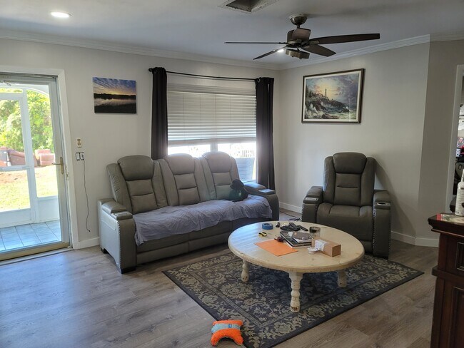 1535 Queen Rd in Venice, FL - Building Photo - Building Photo