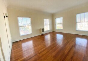 The Talmadge in Los Angeles, CA - Building Photo