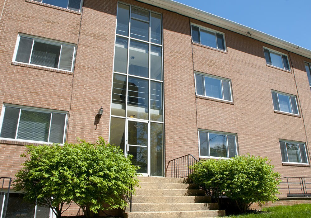 1625 N Ode St in Arlington, VA - Foto de edificio