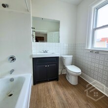 555 Dundas St in Woodstock, ON - Building Photo - Building Photo