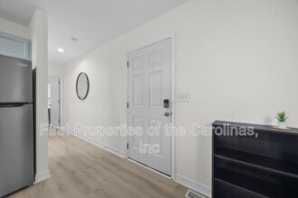 5988 Quarter Mile Rd in Clover, SC - Building Photo - Building Photo