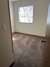 4300 Maricopa Dr in Ames, IA - Building Photo - Building Photo