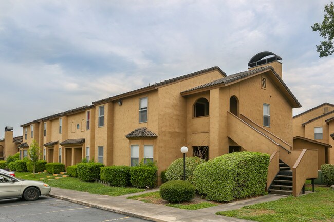 Hyperion in San Antonio, TX - Building Photo - Building Photo