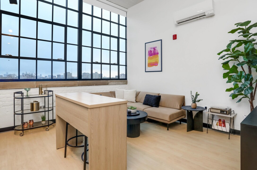 411 Piquette Ave in Detroit, MI - Building Photo