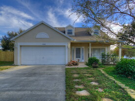 13640 Meadowpark Ave in Orlando, FL - Building Photo
