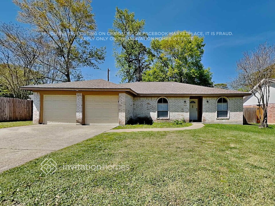 8322 Autumn Willow Dr in Tomball, TX - Building Photo