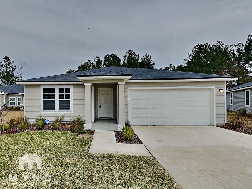 1555 Tan Tara Trl in Jacksonville, FL - Building Photo