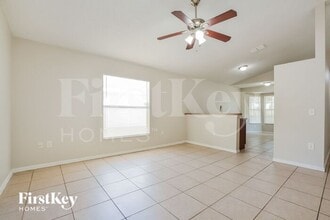 7452 Little Pond Ct in Orlando, FL - Building Photo - Building Photo