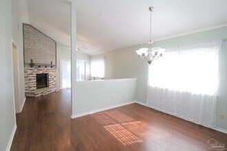 8154 Treetop Ln, Unit 161-17 in Pensacola, FL - Building Photo - Building Photo