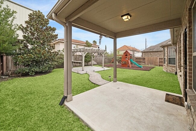 24918 Meadowthorn Crest Ln