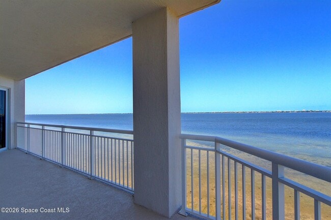 1465 S Harbor City Blvd