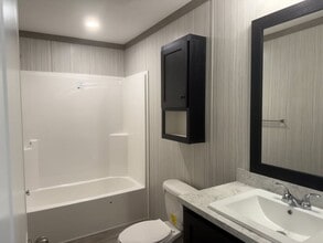 5404 S Deadwood Dr in Portage, MI - Building Photo - Building Photo