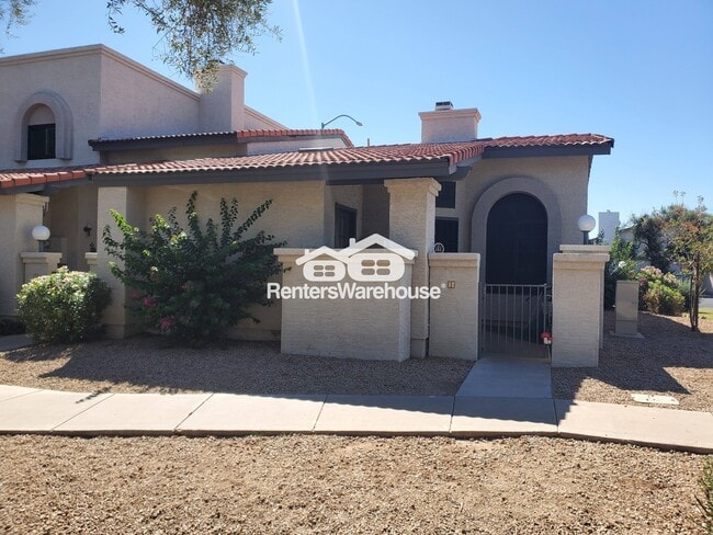 property at 1718 S Longmore