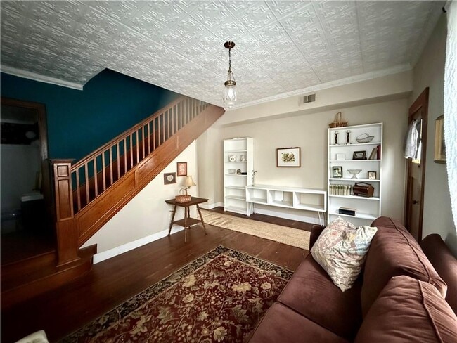 515 S Washington St in Siloam Springs, AR - Foto de edificio - Building Photo