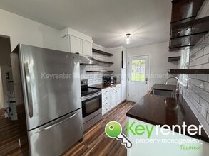 5429 S K St in Tacoma, WA - Building Photo - Building Photo