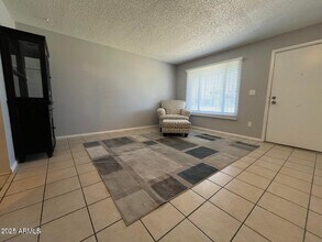 1210 E Marny Rd in Tempe, AZ - Building Photo - Building Photo