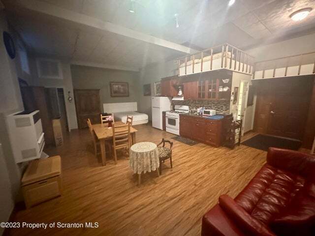 486 Hazle St, Unit 5 in Wilkes-Barre, PA - Building Photo - Building Photo