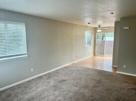 1463 Holly St in Denver, CO - Building Photo