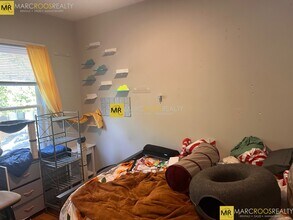 283 Chelsea St, Unit 2 in Boston, MA - Building Photo - Building Photo