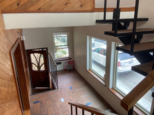 58 66th Pl in Long Beach, CA - Building Photo - Building Photo