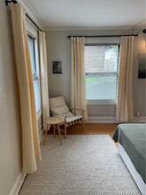 1635 NW 25th Ave, Unit 2 in Portland, OR - Foto de edificio - Building Photo