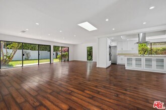 17157 Avenida De Santa Ynez in Los Angeles, CA - Building Photo - Building Photo
