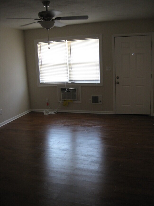 1334 E Balview Ave in Norfolk, VA - Building Photo - Building Photo