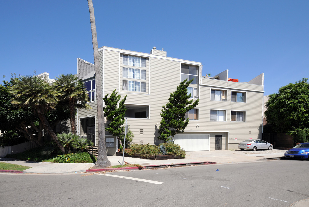 601 Coeur D Alene Ave in Venice, CA - Foto de edificio