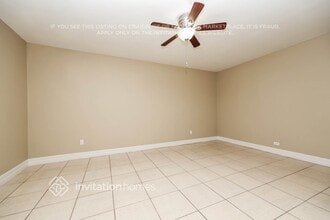 1004 Highgrove Ct in Valrico, FL - Foto de edificio - Building Photo