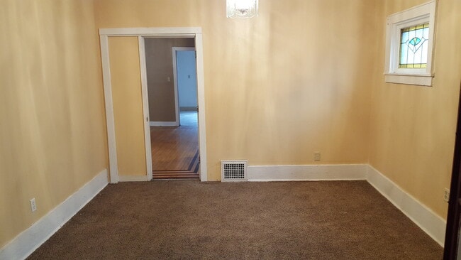 2719 N Vel R. Phillips Ave in Milwaukee, WI - Building Photo - Building Photo