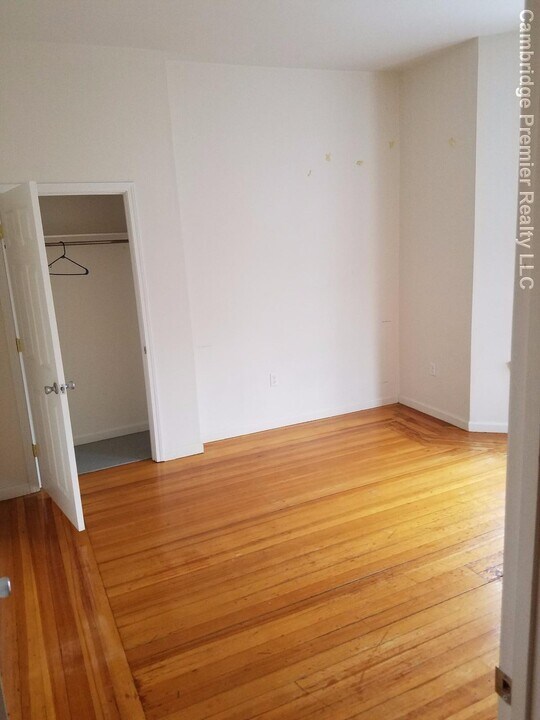 784 Main St in Cambridge, MA - Building Photo