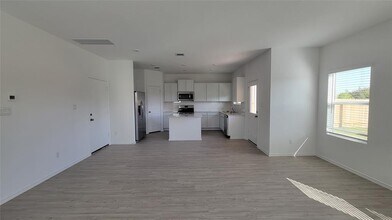 102 Vis Pk Ln in Georgetown, TX - Building Photo - Building Photo