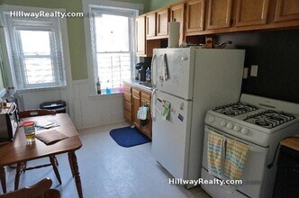 11 Mount Hood Rd, Unit 2 in Boston, MA - Building Photo - Building Photo