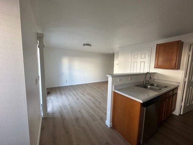 3954-3958 Village Dr in Carson City, NV - Building Photo - Building Photo