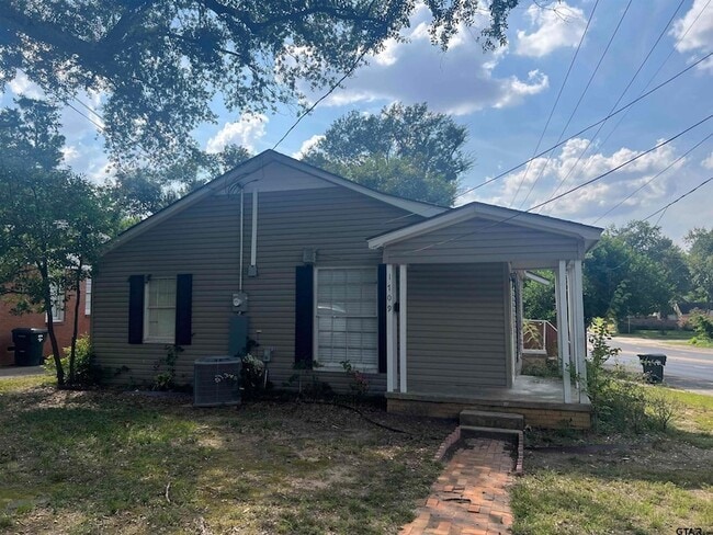 1709 Belmont Dr, Unit 3 in Tyler, TX - Building Photo - Building Photo
