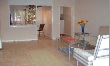 455 S. Catalina in Los Angeles, CA - Building Photo - Interior Photo