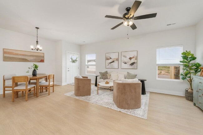 2054 N Reece Ct in Wichita, KS - Building Photo - Building Photo