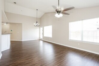 2831 Taylor Hill Dr in Jacksonville, FL - Building Photo - Building Photo
