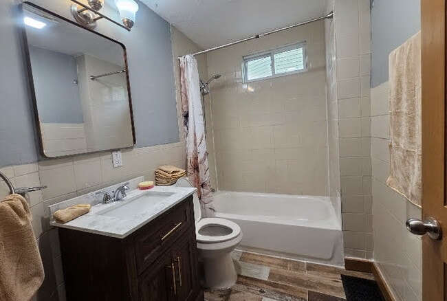 property at 8 Navillus Ter