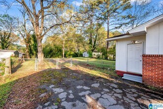 104 Hardy Rd in Hueytown, AL - Building Photo - Building Photo