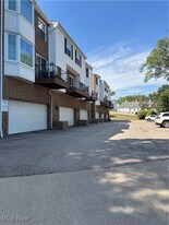 20996 Detroit Rd in Rocky River, OH - Building Photo