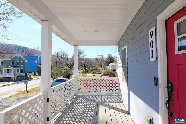 903 Nassau St in Charlottesville, VA - Building Photo - Building Photo