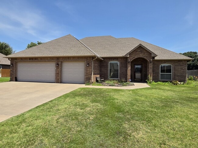 property at 2209 Mt Vernon Rd