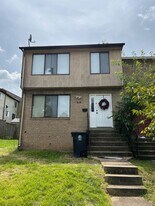 8747 Brae Brooke Dr in Lanham, MD - Building Photo